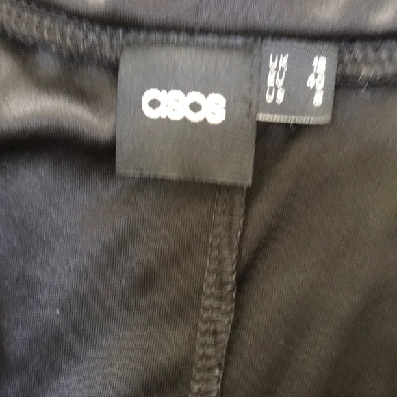 ASOS size 8 Black Sequined mini skirt - Picture 3 of 6